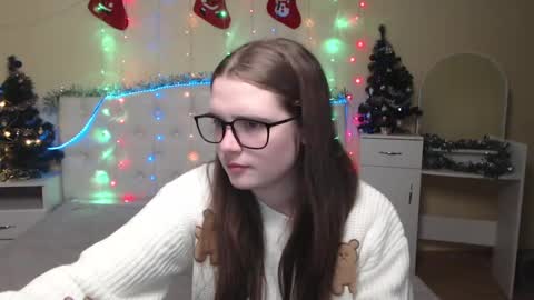 Caroline online show from December 12, 6:47 am