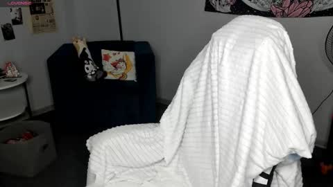 CarolineRichter online show from March 15, 3:00 am