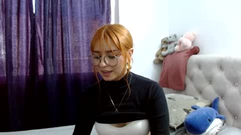 carolinnapinkman online show from August 5, 7:22 pm