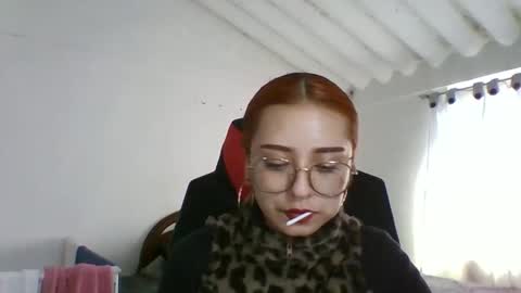 carolinnapinkman online show from April 30, 8:47 pm