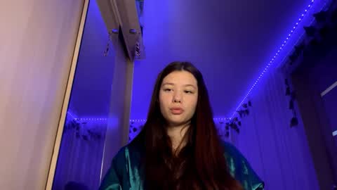 Emma online show from November 26, 9:06 am