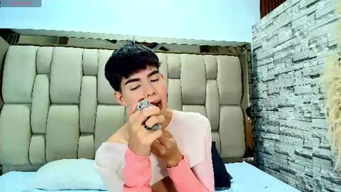 CAROLYN online show from June 25, 1:38 pm