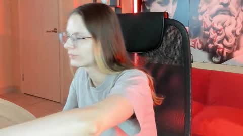 carrie_roses online show from October 7, 4:30 am