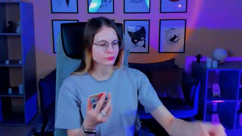 carrie_roses online show from October 13, 4:14 am