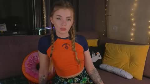 carriebradshawww online show from March 14, 6:01 pm