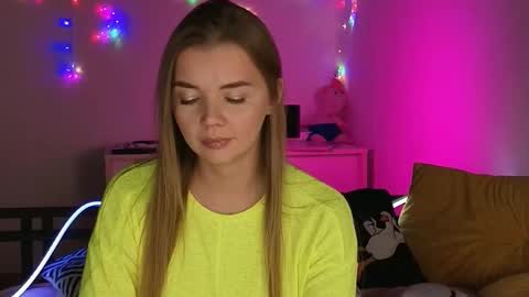 carriebradshawww online show from February 13, 3:32 am