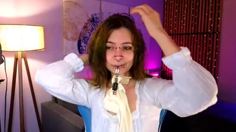 carter_flower online show from April 22, 8:32 am