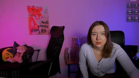 casey_meow_ online show from January 16, 10:35 am