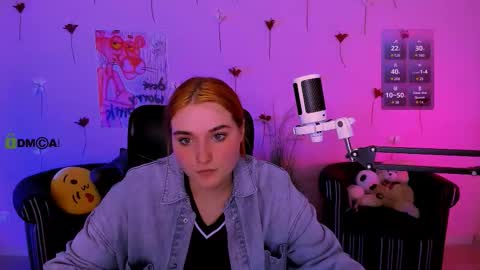 casey_meow_ online show from February 26, 10:29 am