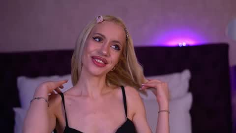 caseyposh online show from June 6, 6:03 pm