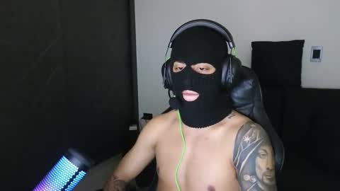 cash_master777 online show from January 13, 7:38 am