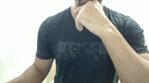 cashmastermuscle77 online show from March 26, 10:31 am