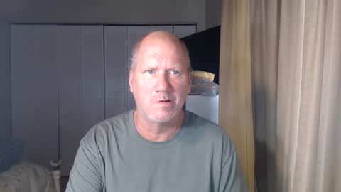 Snapshot of casinocam chatting on September 24, 2:46 pm CasinoCam online show from September 24, 2:46 pm