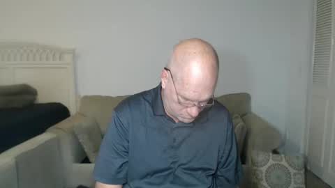 Snapshot of casinocam chatting on March 10, 5:18 pm CasinoCam online show from March 10, 5:18 pm