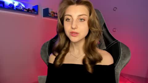 Seductress Cassia  FINDOM AND SADISM  NO NUDE online show from March 1, 7:15 pm