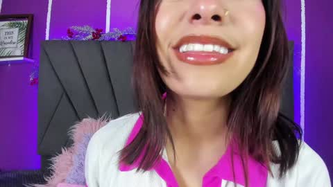 Cassie Jones online show from February 6, 3:48 am