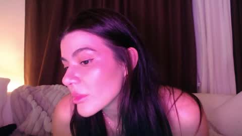 cassiealvarez online show from June 2, 2:13 am