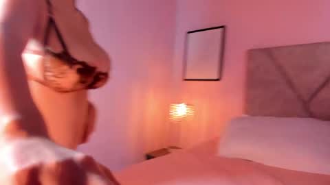 Cassie Carters online show from June 5, 12:21 pm