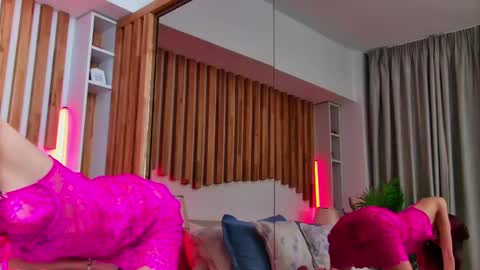 Cassie online show from November 11, 8:00 pm