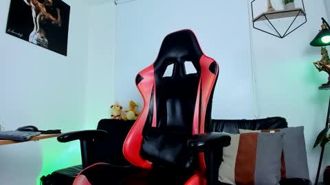 Matheo Brown online show from March 12, 4:56 pm