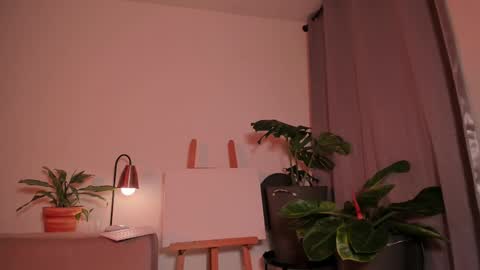 Loren online show from March 11, 11:58 pm