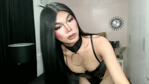 CatalenaX online show from March 3, 1:12 pm