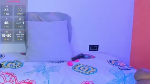 cataleya19__ online show from June 8, 10:05 am