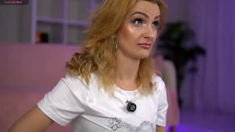 cataleya_kirk online show from August 3, 3:30 am