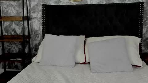 Cataleya online show from December 5, 9:23 pm