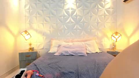 cathaleya_17 online show from June 11, 10:52 pm