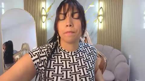 Snapshot of catherine_b_ chatting on October 16, 9:46 pm catherine_b_ online show from October 16, 9:46 pm