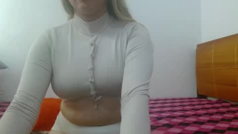 cathot1998 online show from February 12, 6:55 pm