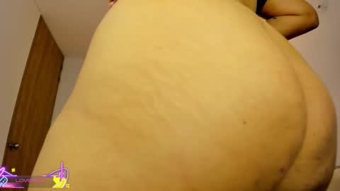 Juliana online show from November 15, 1:51 am