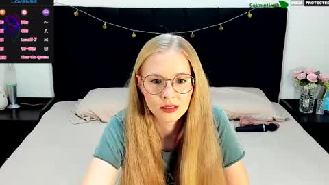 CatmintLush online show from April 19, 11:29 pm