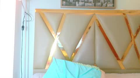 CATALEYA  online show from October 20, 1:05 pm