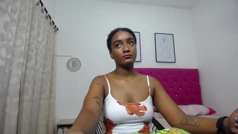 Snapshot of cattleya_hotgirl chatting on September 19, 11:08 pm Cattleya online show from September 19, 11:08 pm
