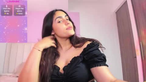 Cay online show from September 11, 1:34 pm