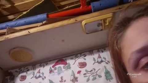 Snapshot of cbeck420228 chatting on October 21, 9:25 am cbeck420228 online show from October 21, 9:25 am