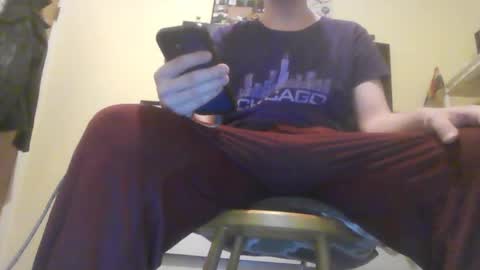 Snapshot of ccdeluxxx chatting on March 10, 2:17 am ccdeluxxx online show from March 10, 2:17 am