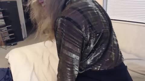 Jackie online show from November 28, 11:28 am