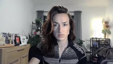 Ametrine online show from December 20, 6:24 pm