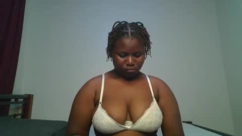 ceepretty25 online show from January 10, 10:10 am