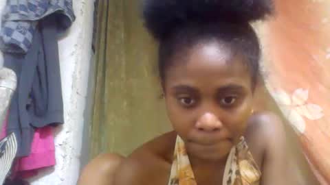 celena438935 online show from December 2, 12:36 pm