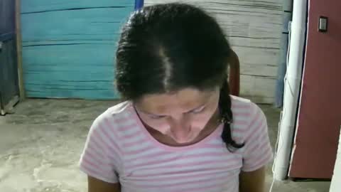 Snapshot of celeste198694 chatting on February 7, 3:13 am celeste198694 online show from February 7, 3:13 am