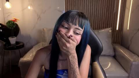 celeste_fioree online show from March 27, 7:04 pm