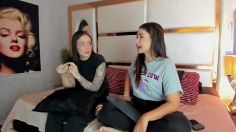 celeste_starsss online show from June 12, 9:14 pm