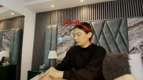 celestebellmont online show from December 17, 12:45 pm