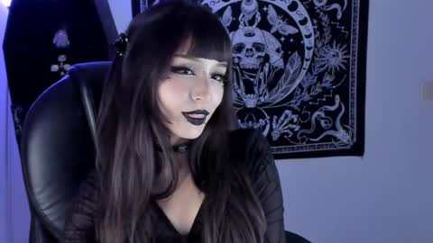   online show from September 20, 8:56 pm