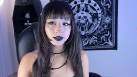   online show from November 28, 1:57 am