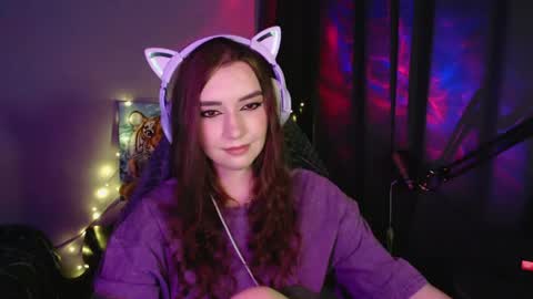celia_sensual_ online show from May 2, 9:09 pm